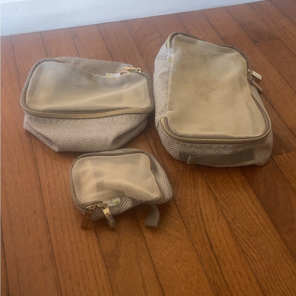 Itzy Ritzy Gray Backpack Set - Picture 8 of 8